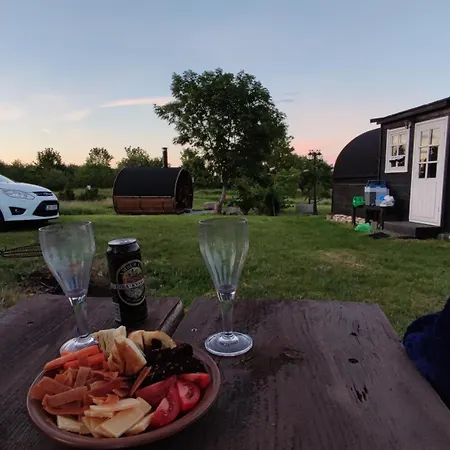 Campsite Saaremaa Saunakompleks Kanissaarel *