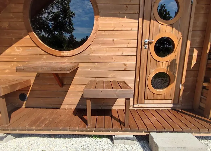 Saaremaa Saunakompleks Kanissaarel *